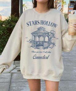 Star Hollow Conneticut Shirt